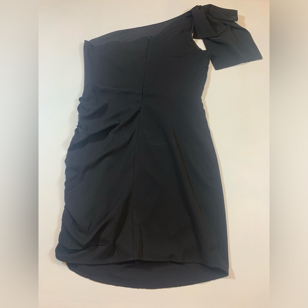Lena one shoulder black size medium rouched pencil dress (bin D) - Picture 7 of 10